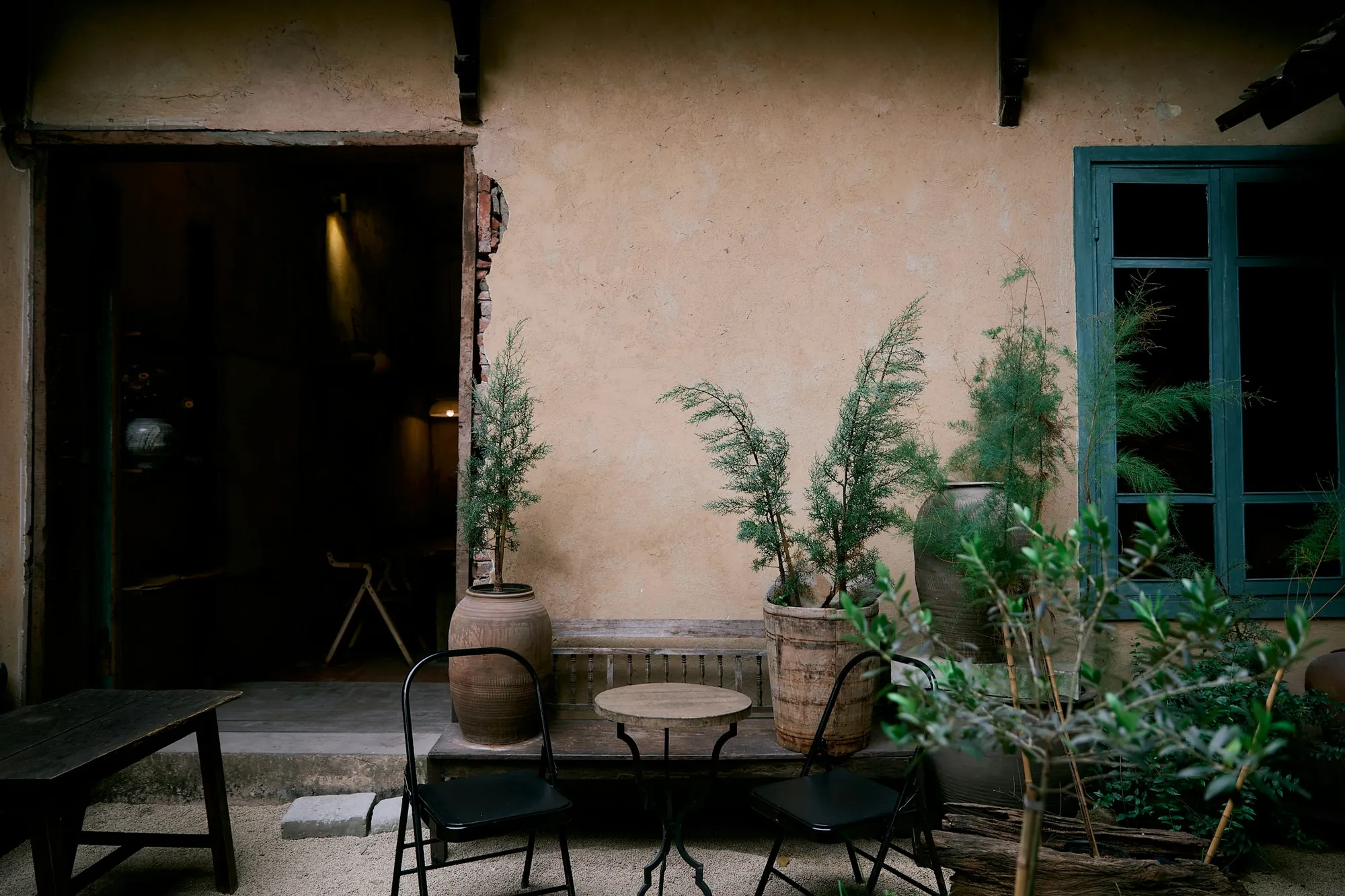 Abrimos la puerta del patio
